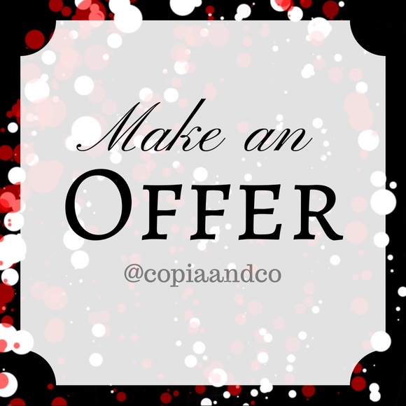 Vera Bradley Purse - Houndstooth Brown Retired - Picture 4 of 4